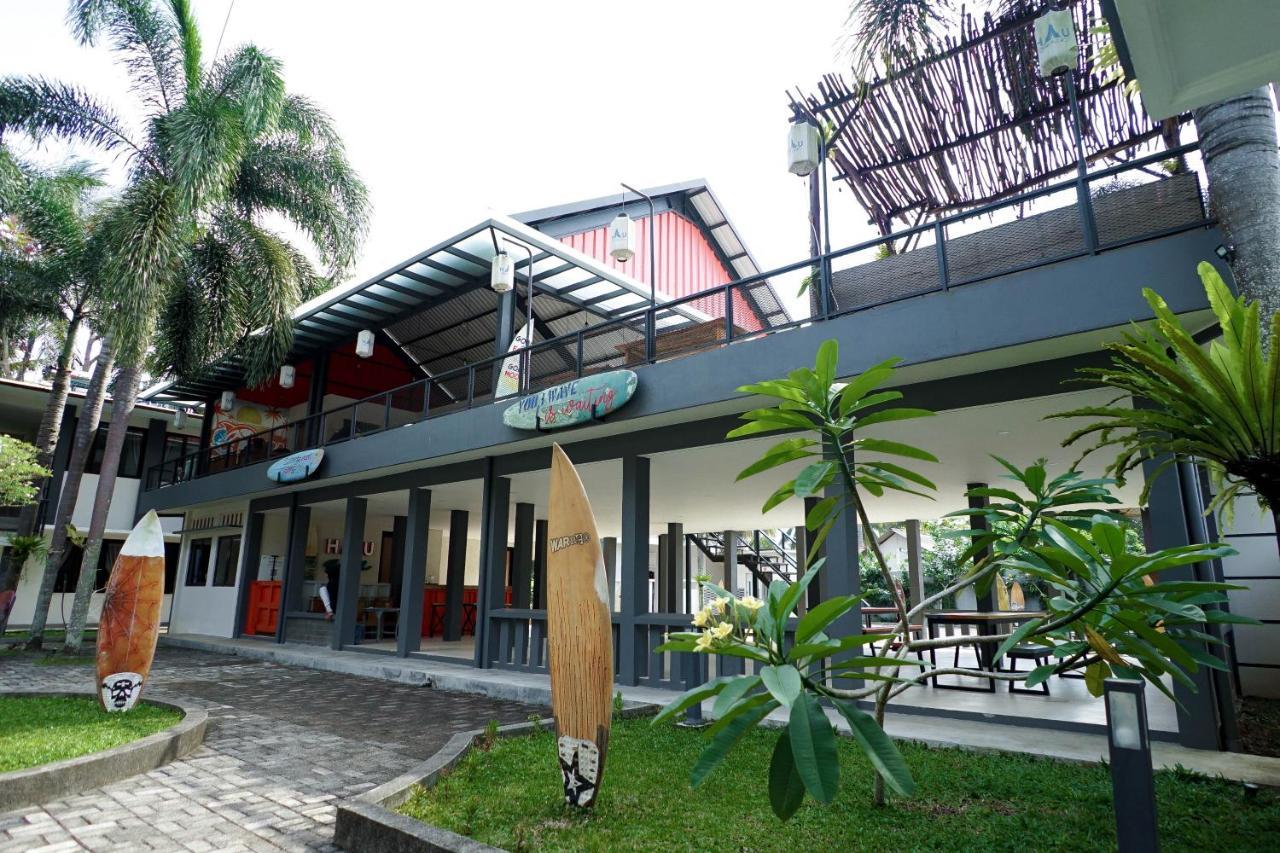 Hotel Hau Beach Batukaras Pangandaran Exterior foto