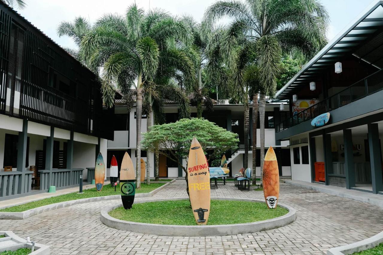 Hotel Hau Beach Batukaras Pangandaran Exterior foto