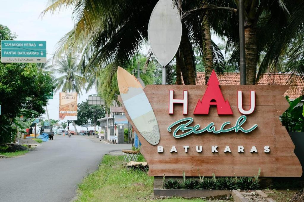 Hotel Hau Beach Batukaras Pangandaran Exterior foto